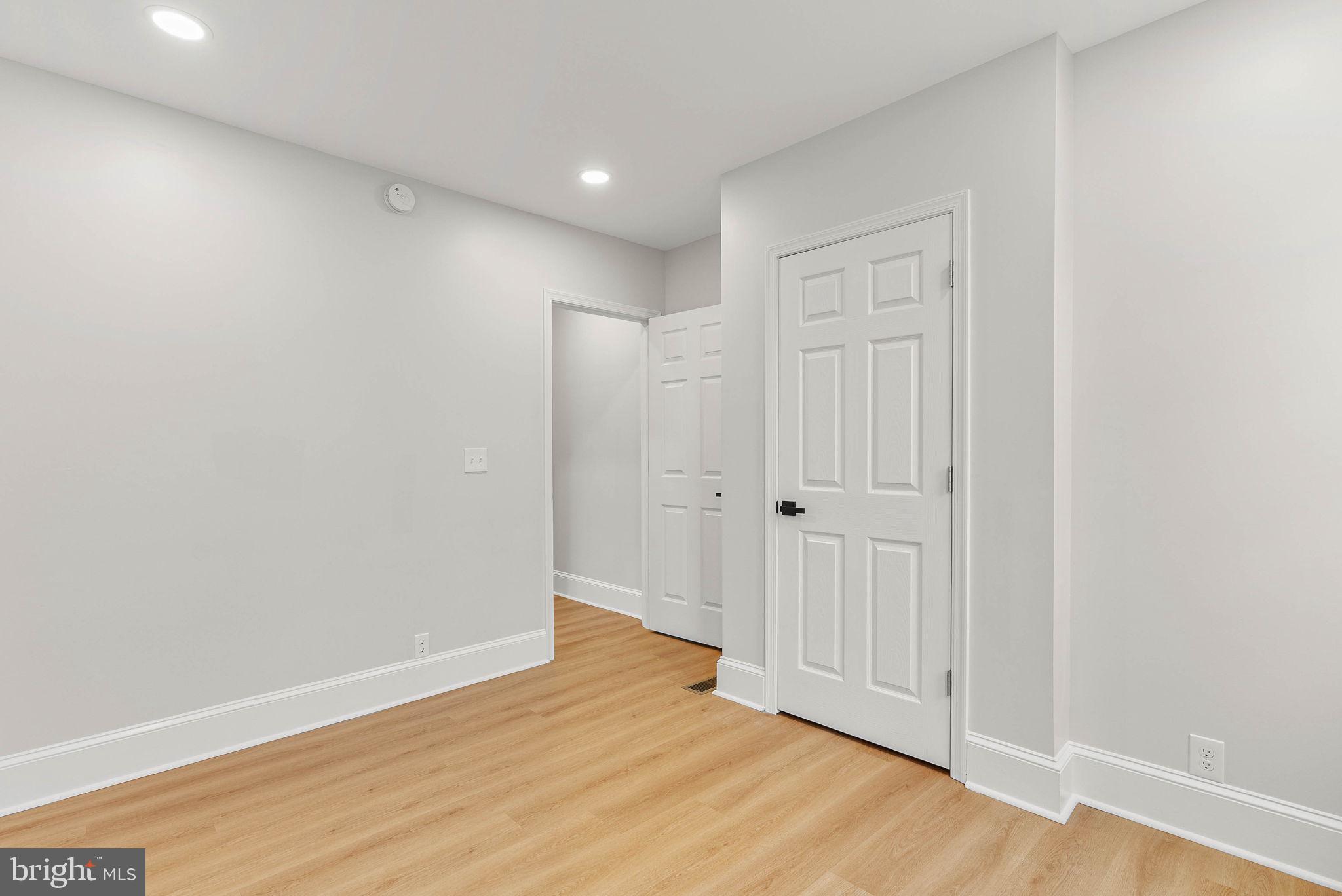 5737 SPRINGFIELD AVENUE