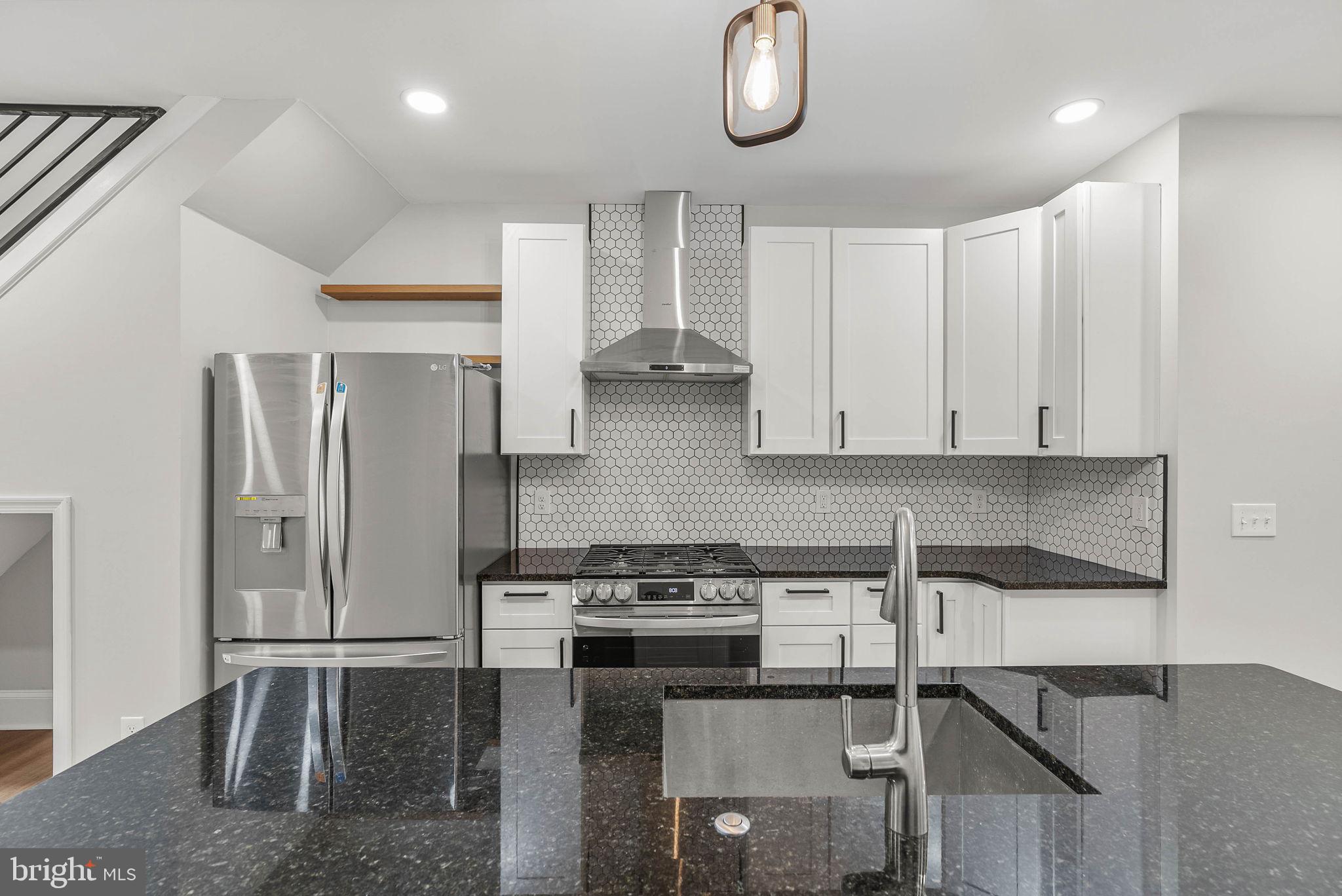 5737 SPRINGFIELD AVENUE