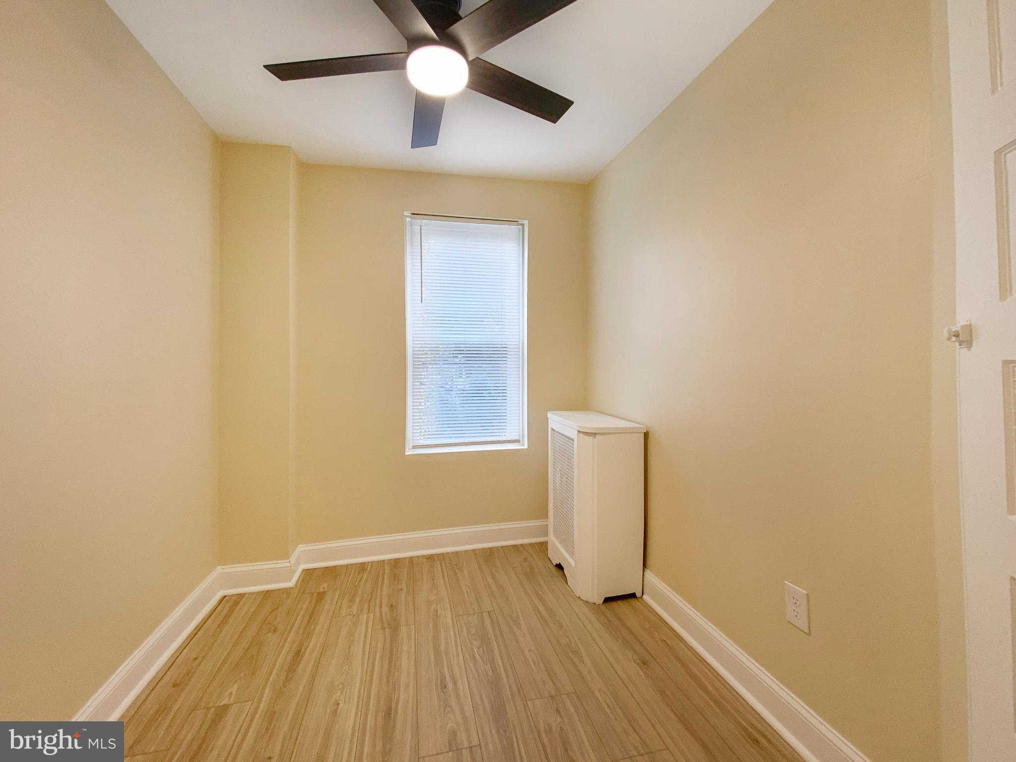 555 E MAYLAND STREET