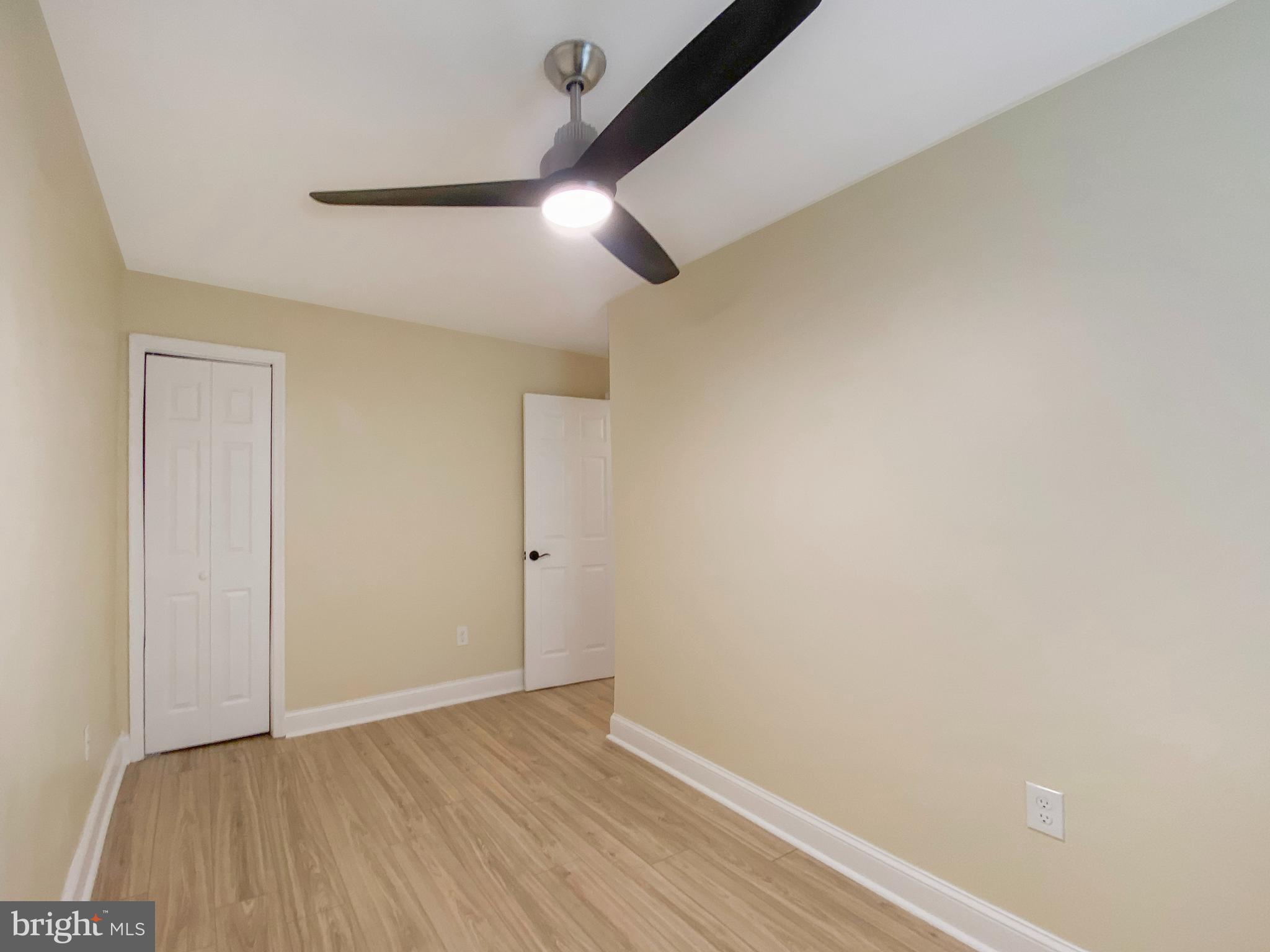 555 E MAYLAND STREET