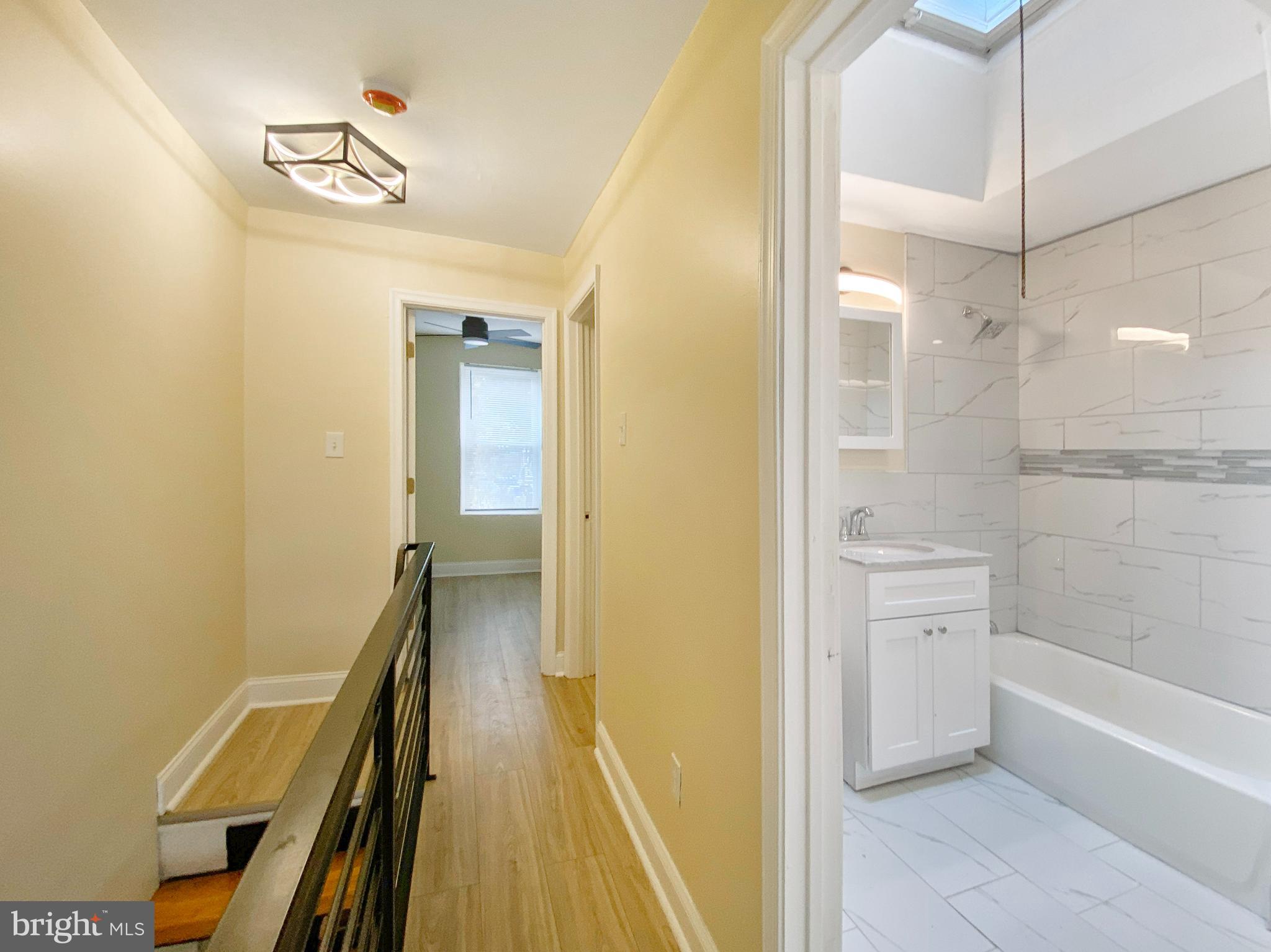 555 E MAYLAND STREET