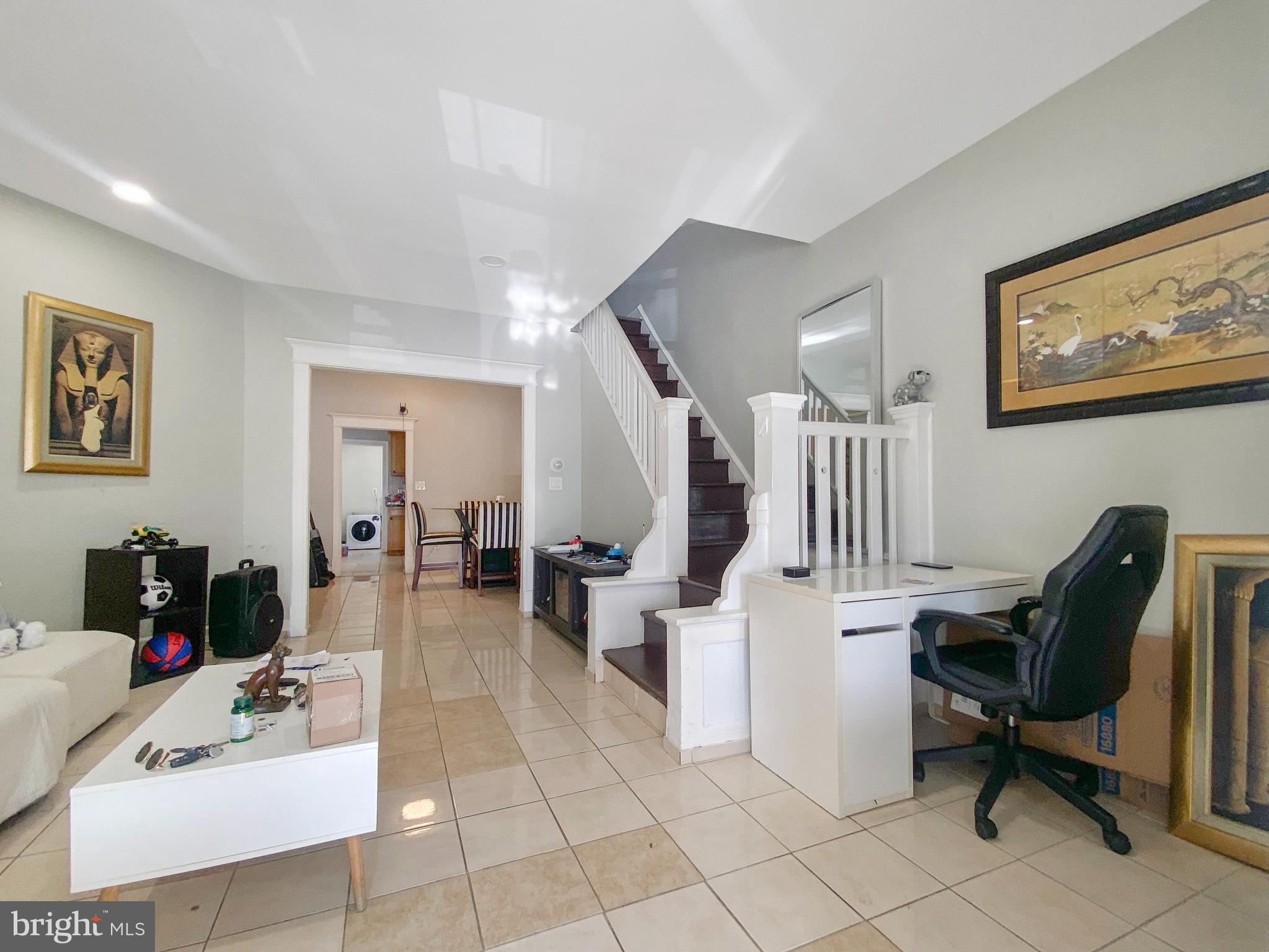 229 E ROCKLAND STREET