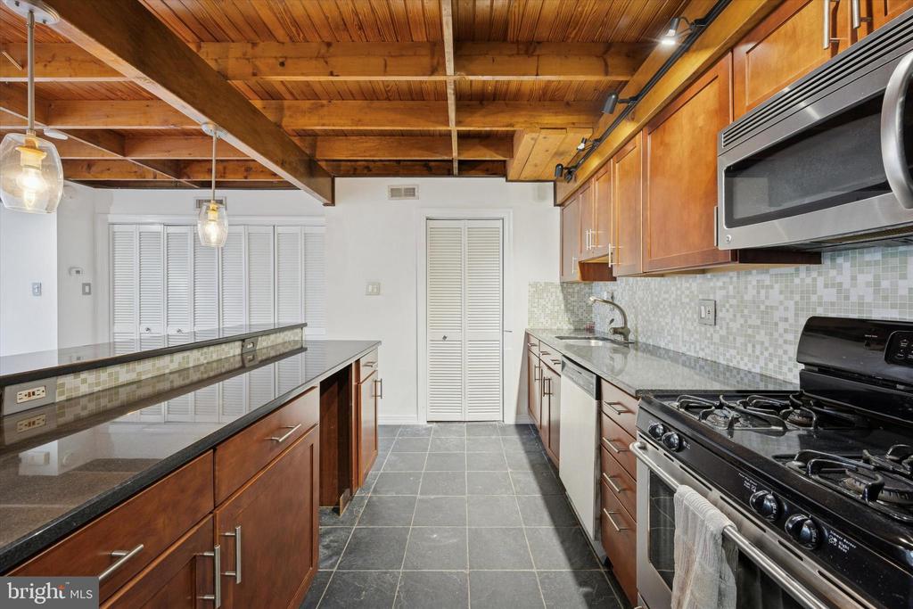 844 N 29TH STREET 46 106