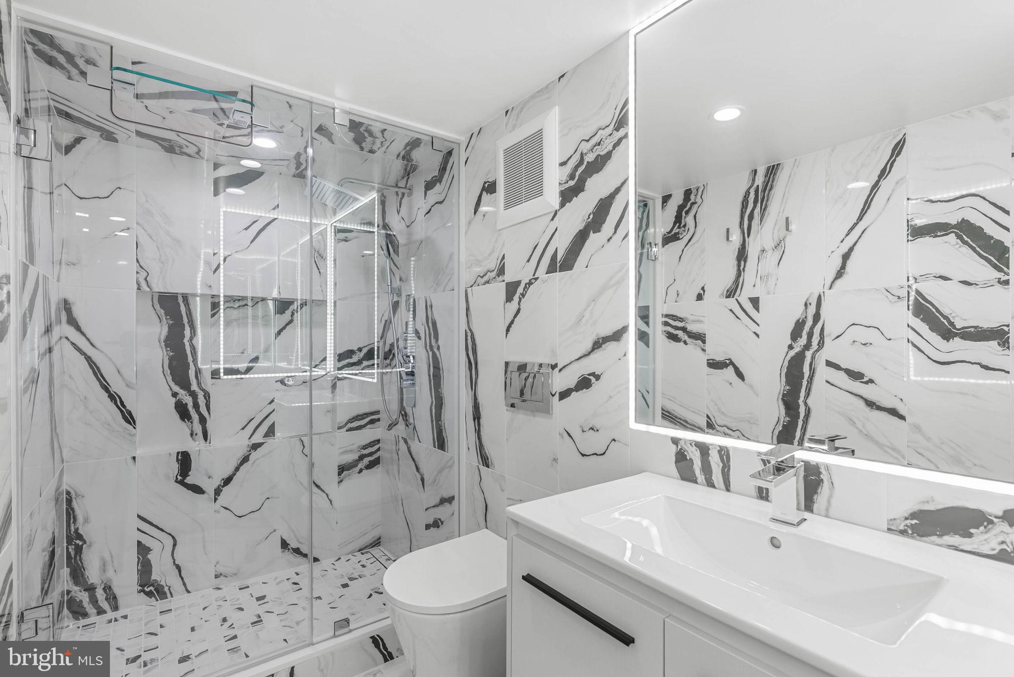 219 S 18TH STREET 29 710