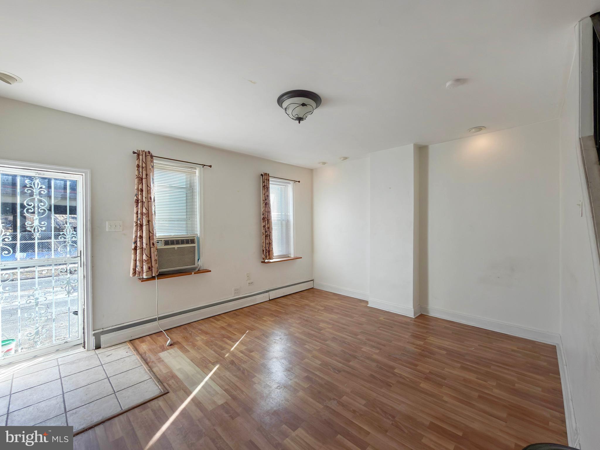 5112 JAMES STREET