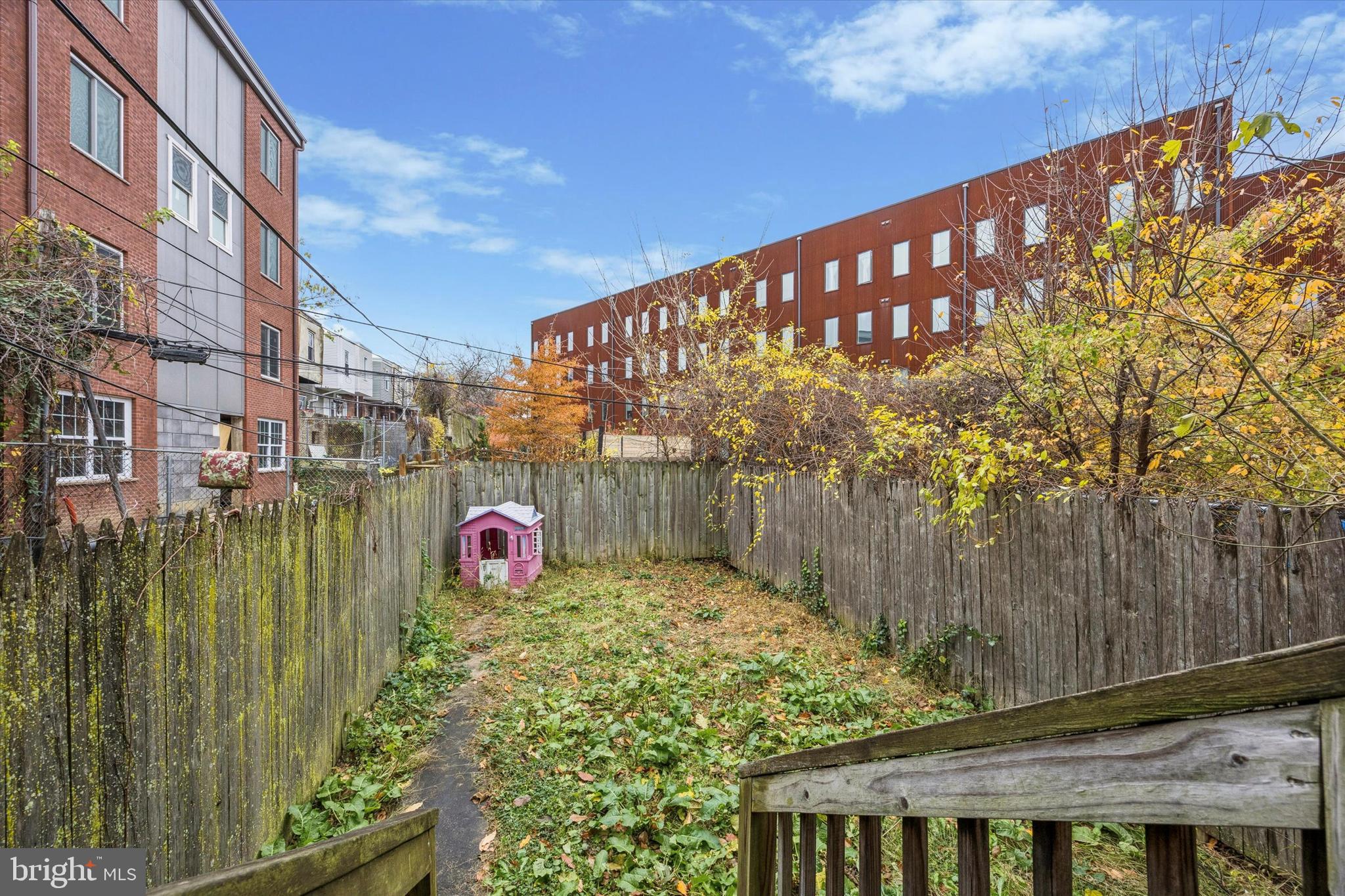 5027 SPRINGFIELD AVENUE