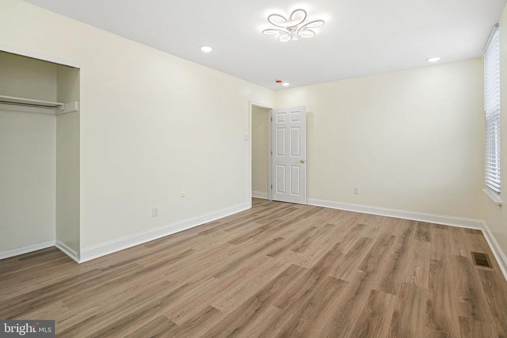 882 N 48TH STREET