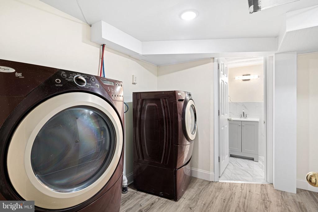 882 N 48TH STREET