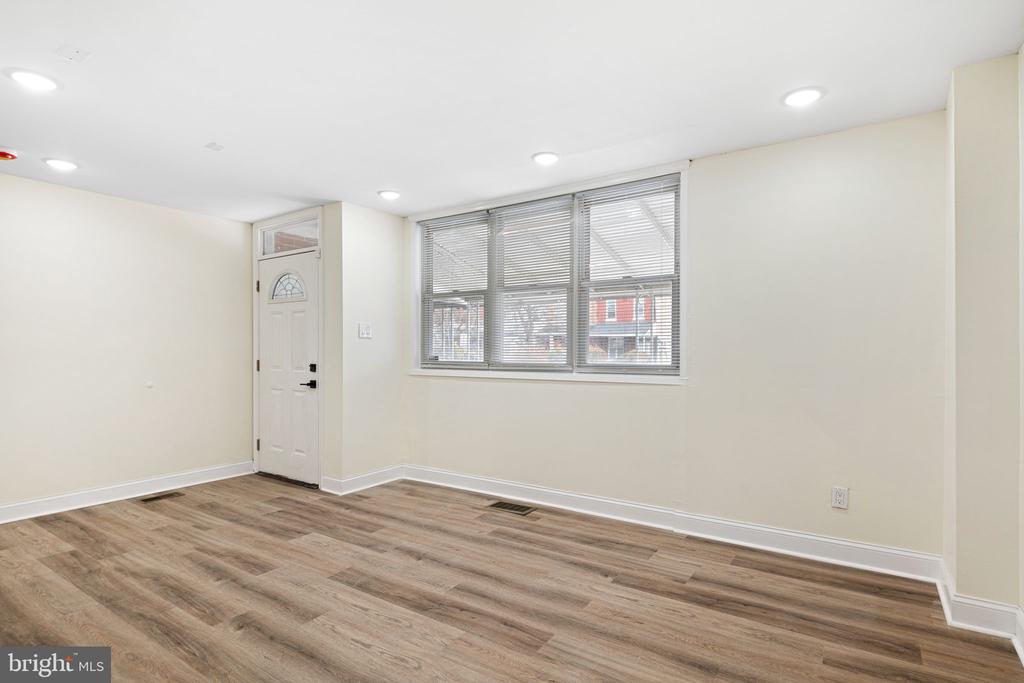 882 N 48TH STREET