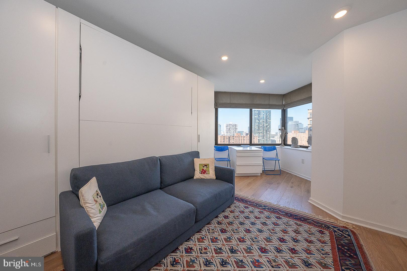 202 W RITTENHOUSE SQUARE 10 1205