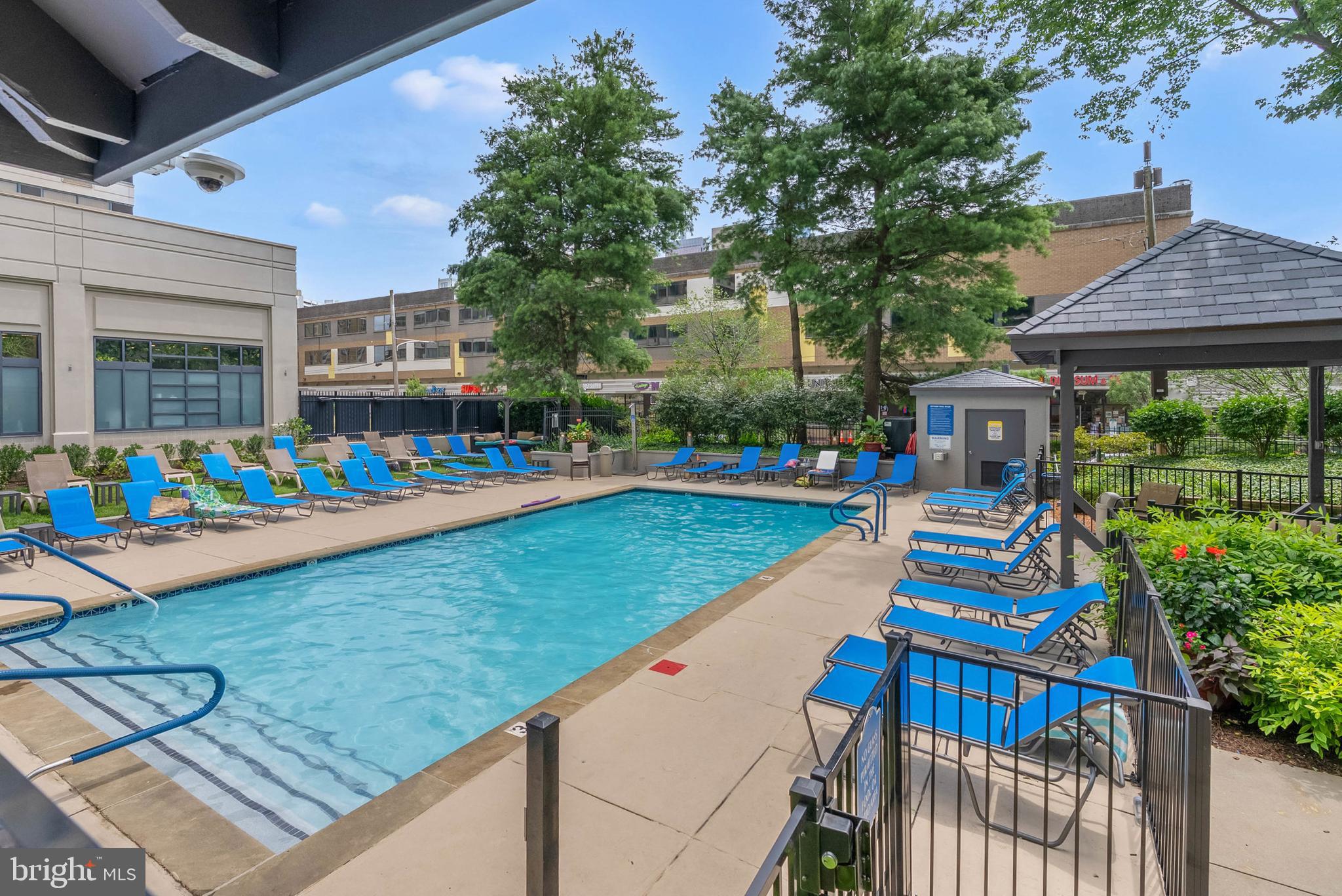 2001 HAMILTON STREET 507