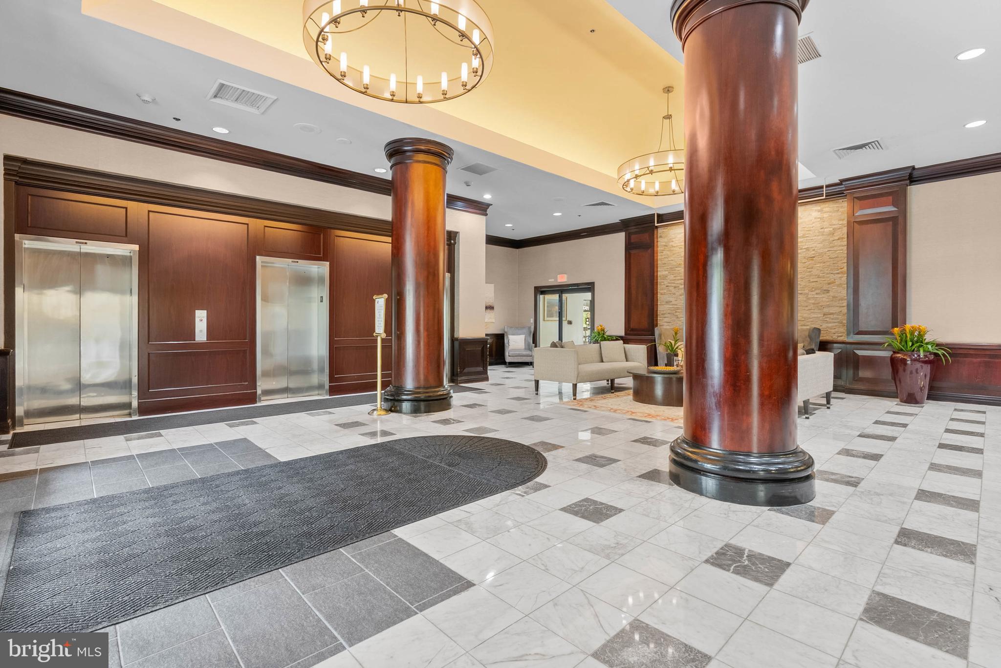 2001 HAMILTON STREET 507