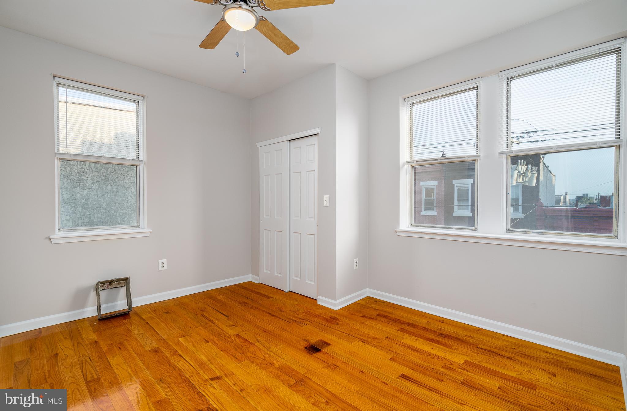 1537 S 6TH STREET 3R