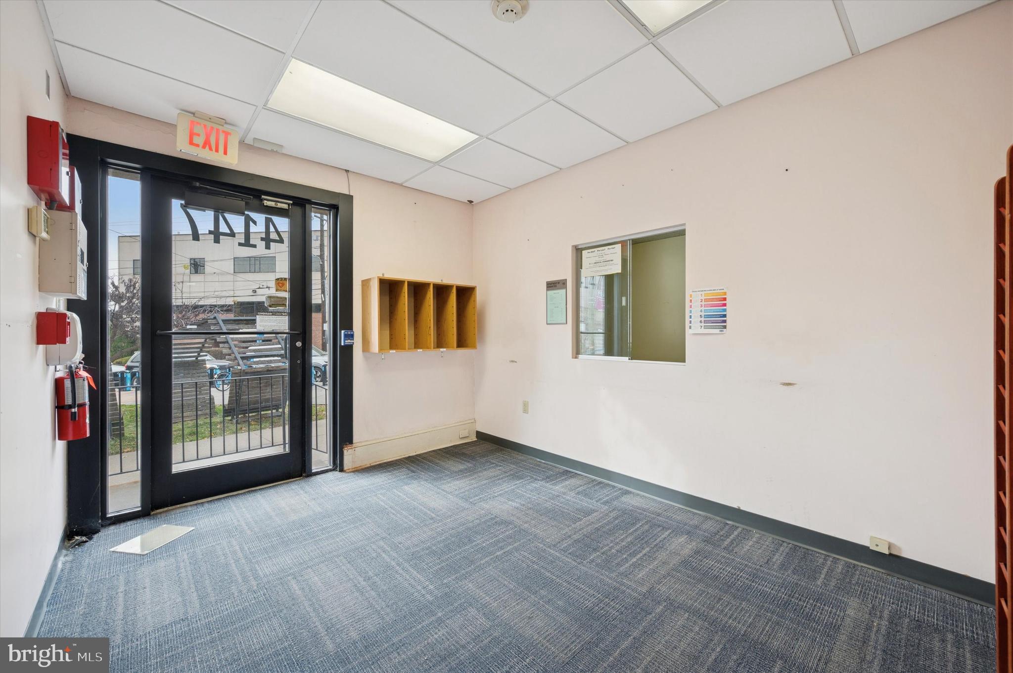 4147 WOODLAND AVENUE