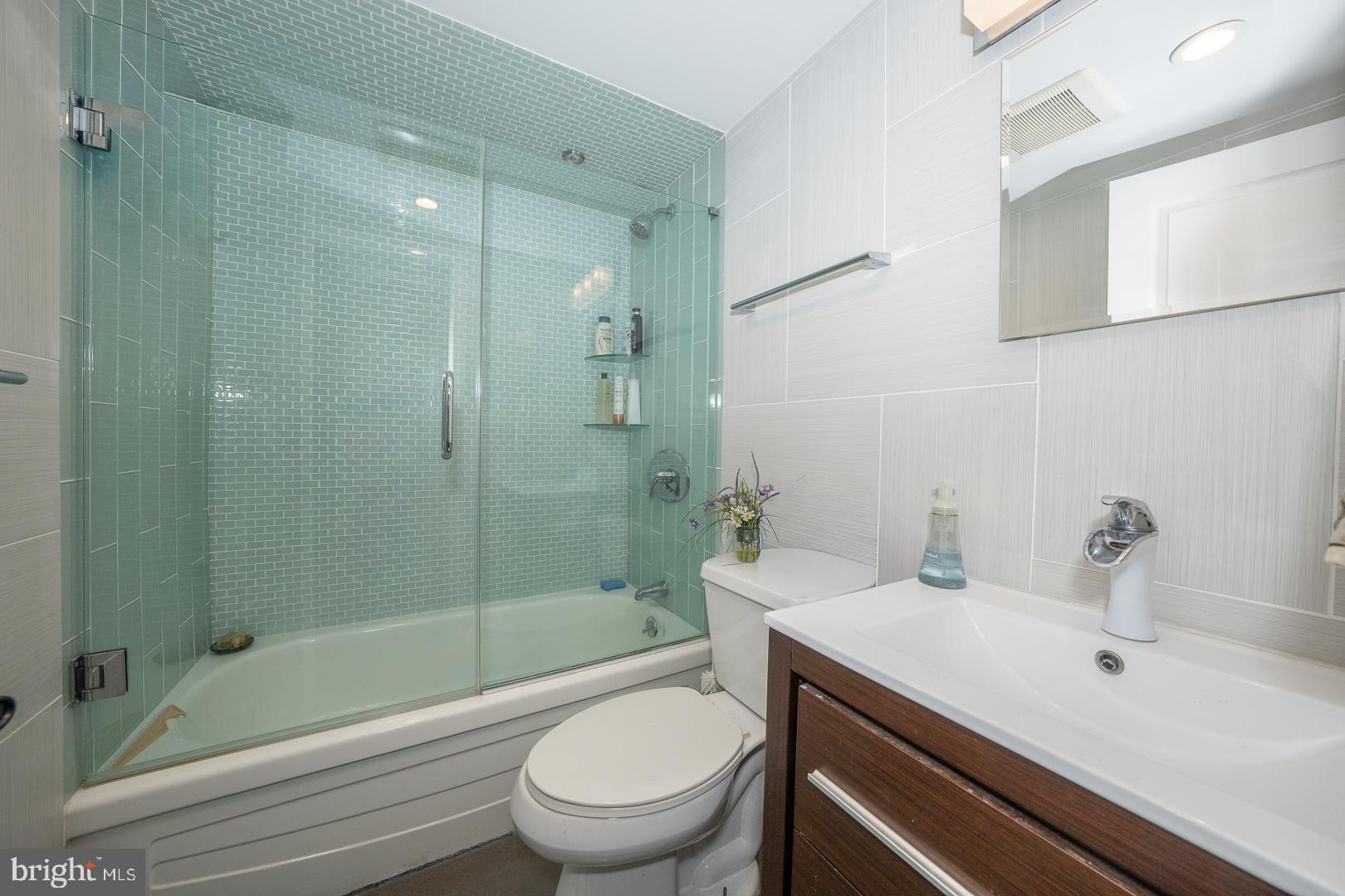 1919 CHESTNUT STREET 1919