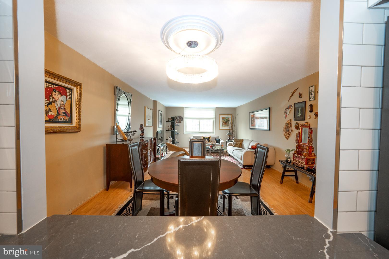 1919 CHESTNUT STREET 2709