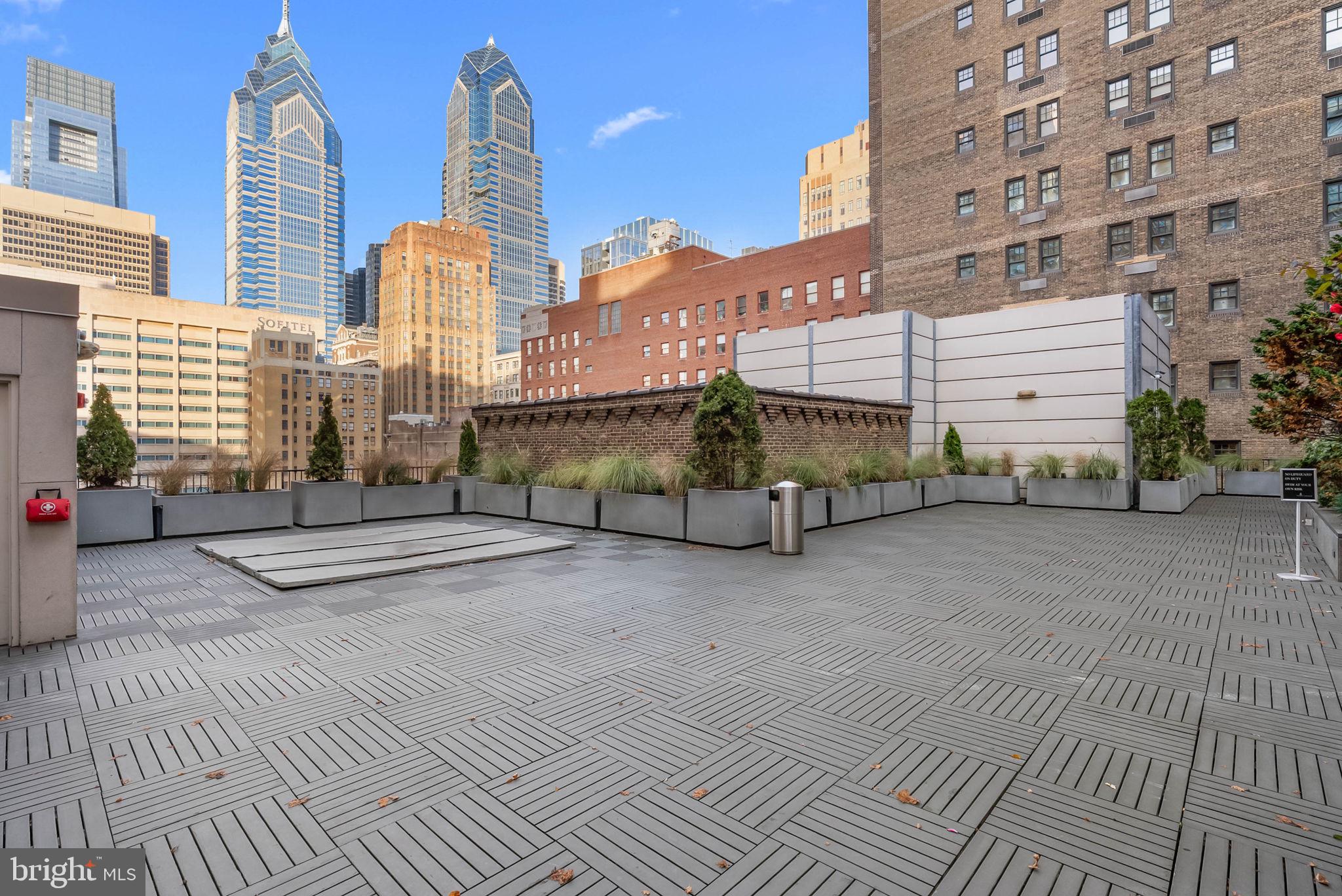 219 S 18TH STREET 29 404