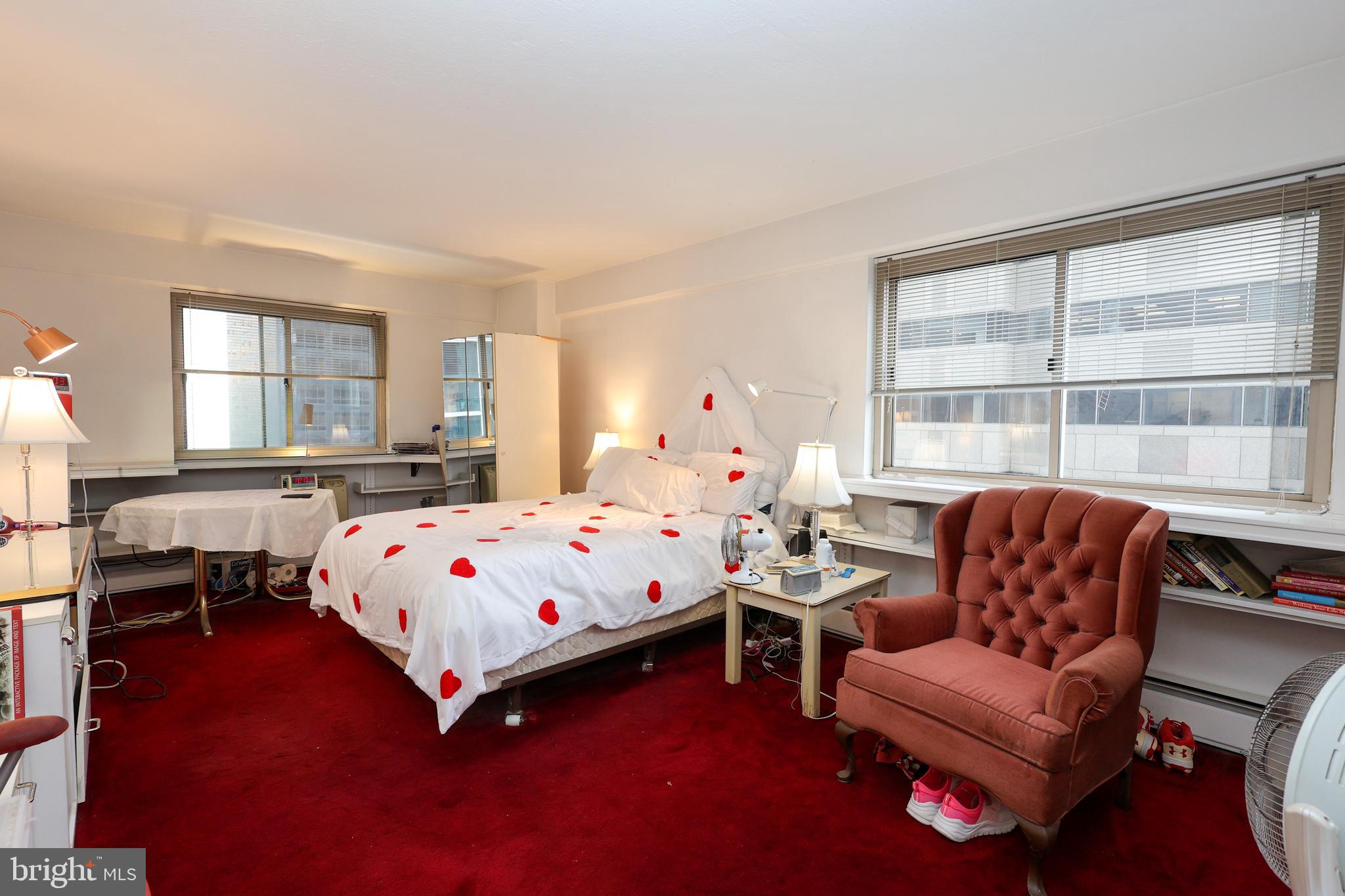 1900 JOHN F KENNEDY BOULEVARD 1412