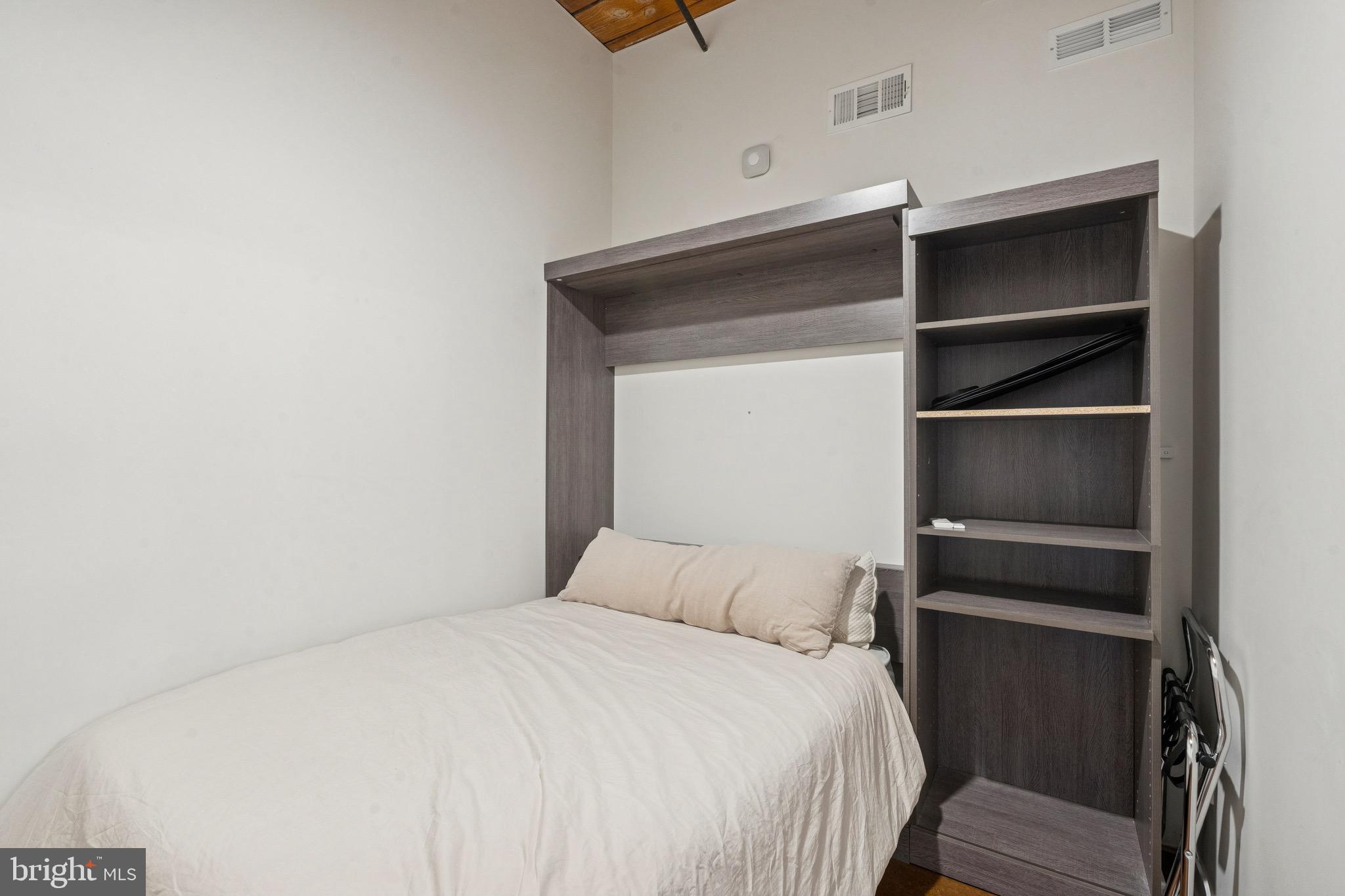 1147 N 4TH STREET 53 3A