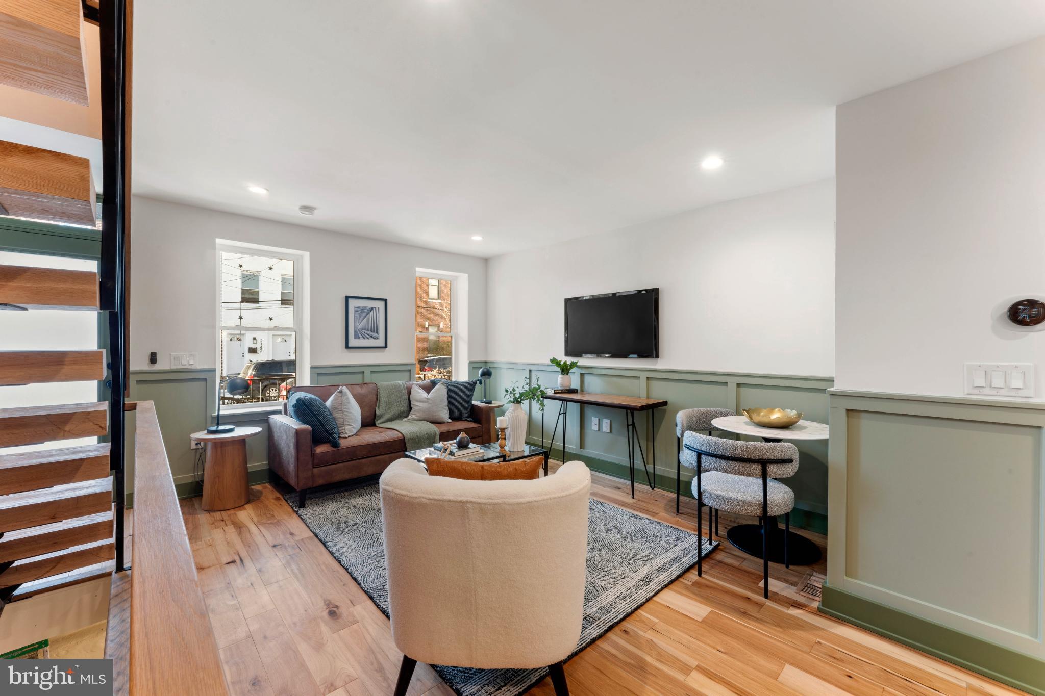 2145 E LETTERLY STREET