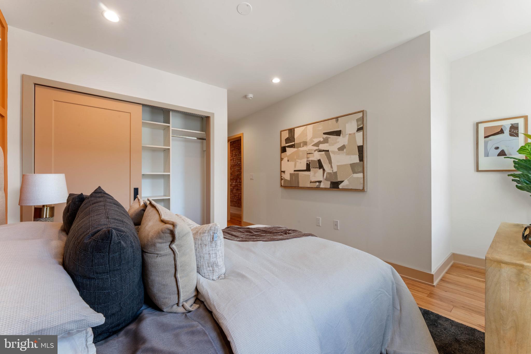 2145 E LETTERLY STREET