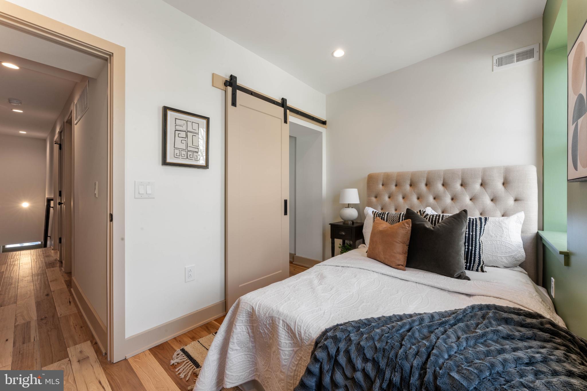 2145 E LETTERLY STREET