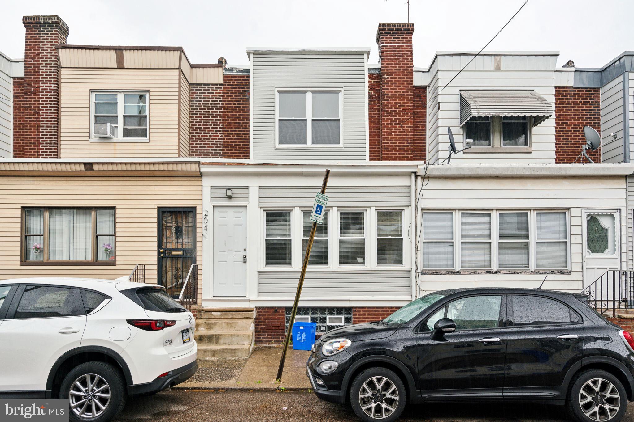 2041 S BUCKNELL STREET