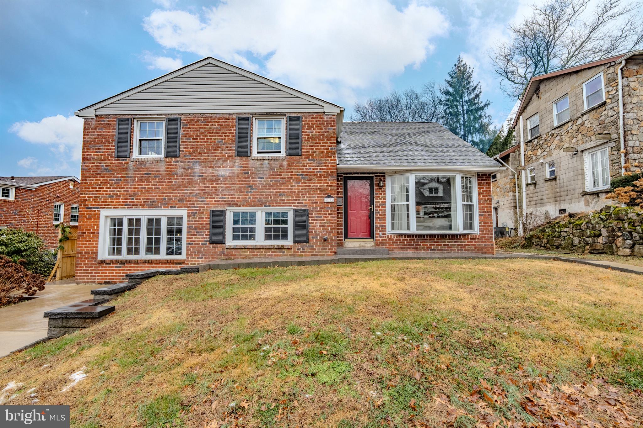 613 SEVILLE STREET 15