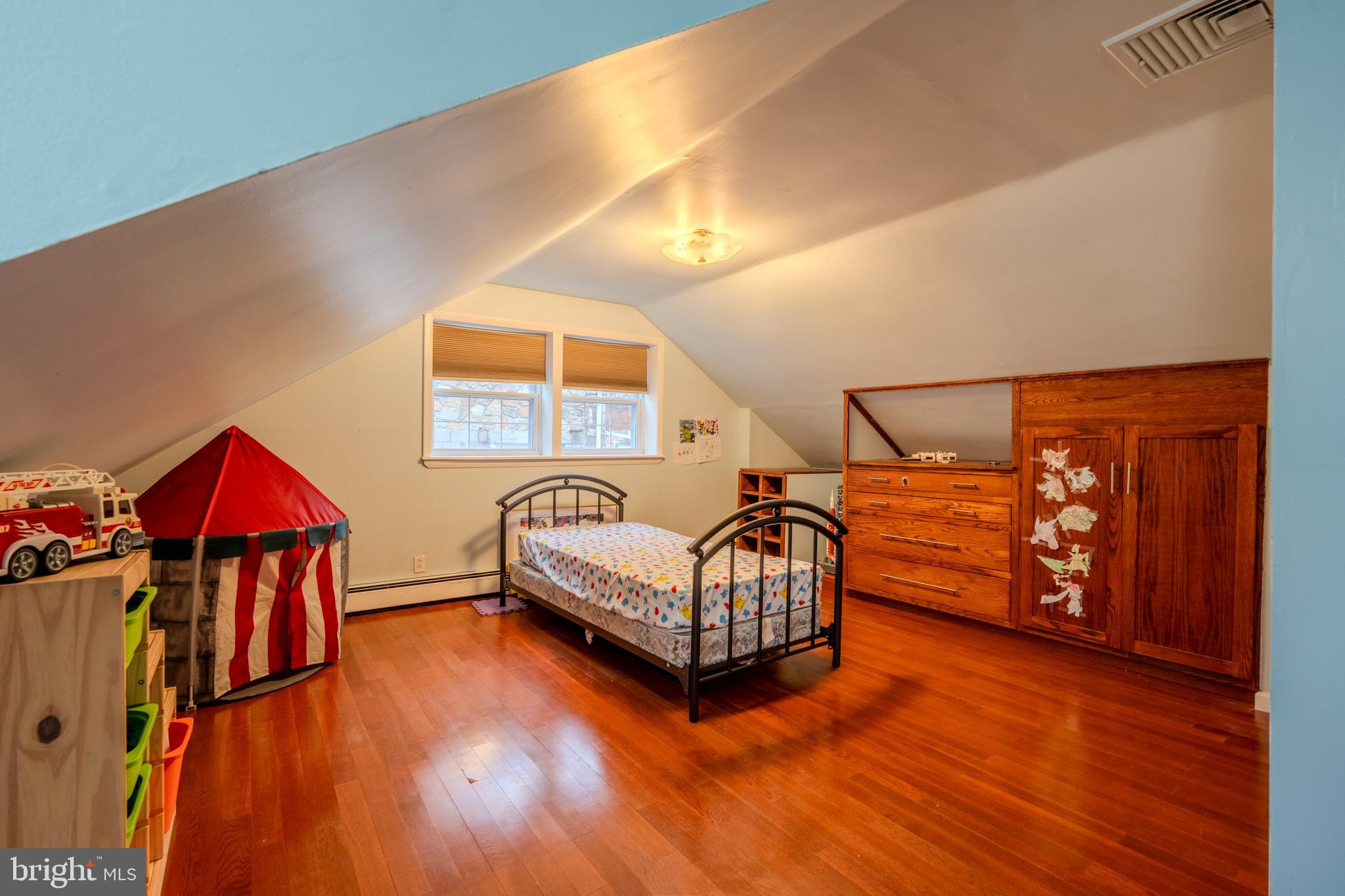 613 SEVILLE STREET 15