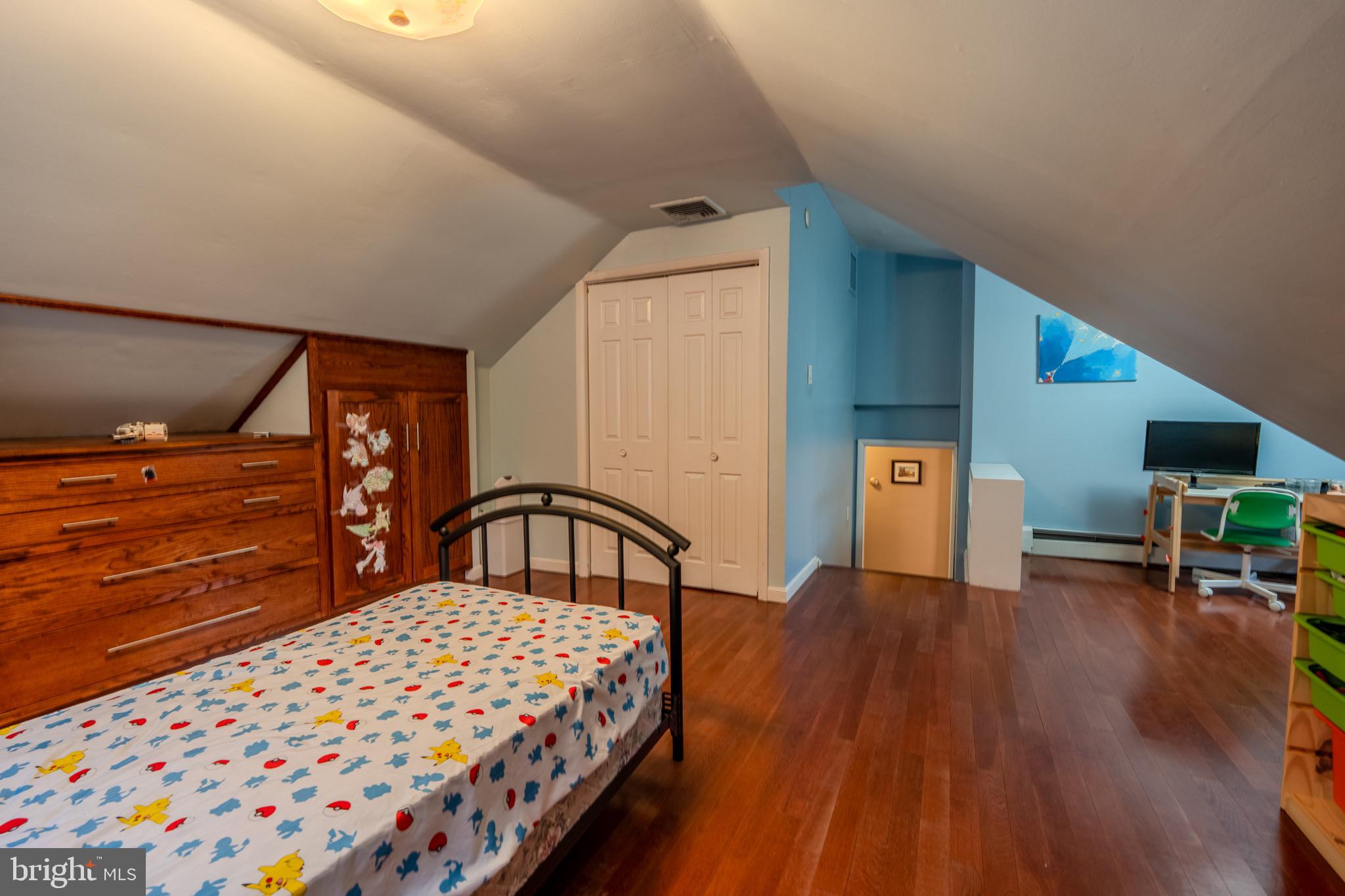 613 SEVILLE STREET 15