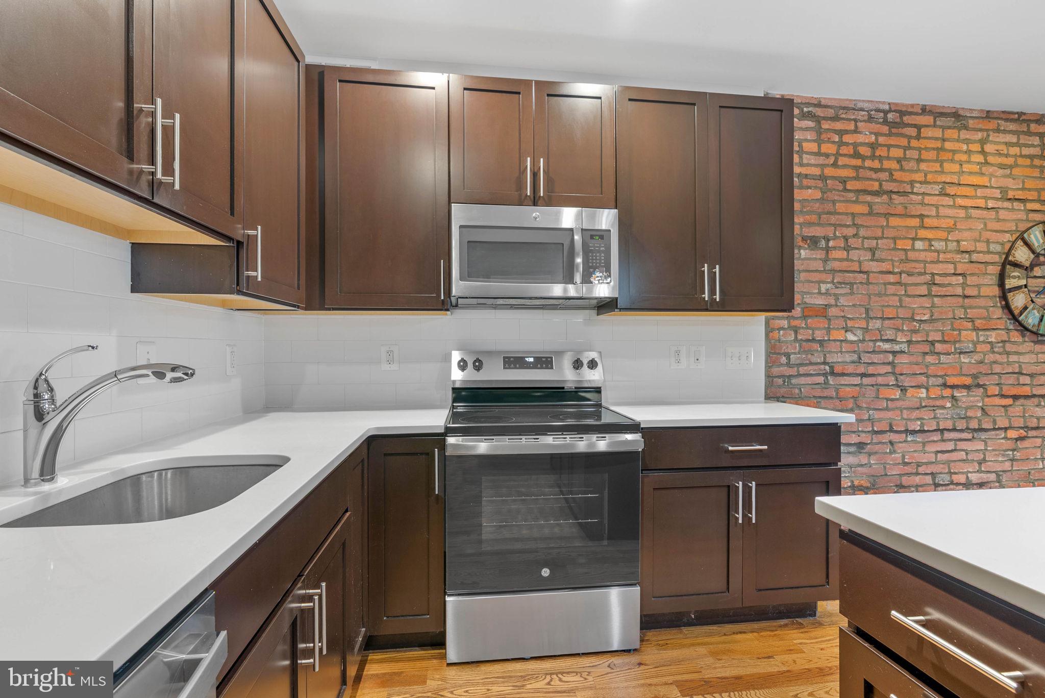 924 S 11TH STREET 101