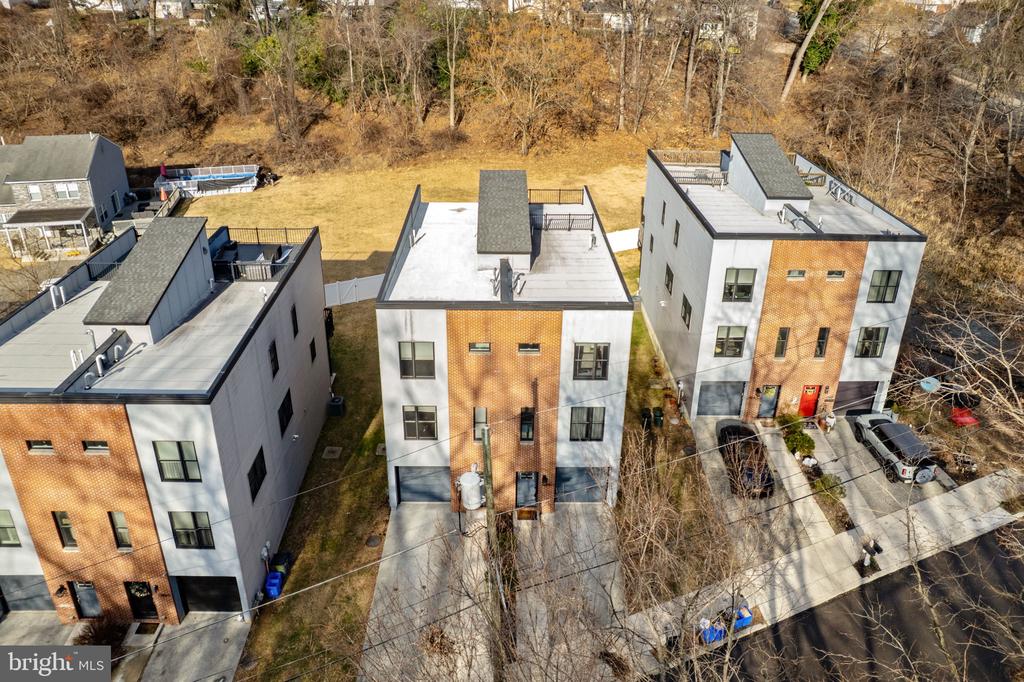 286 PARKER AVENUE C