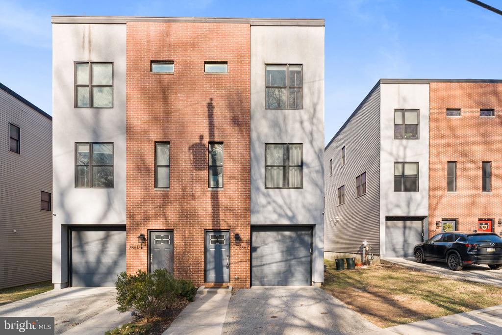 286 PARKER AVENUE C