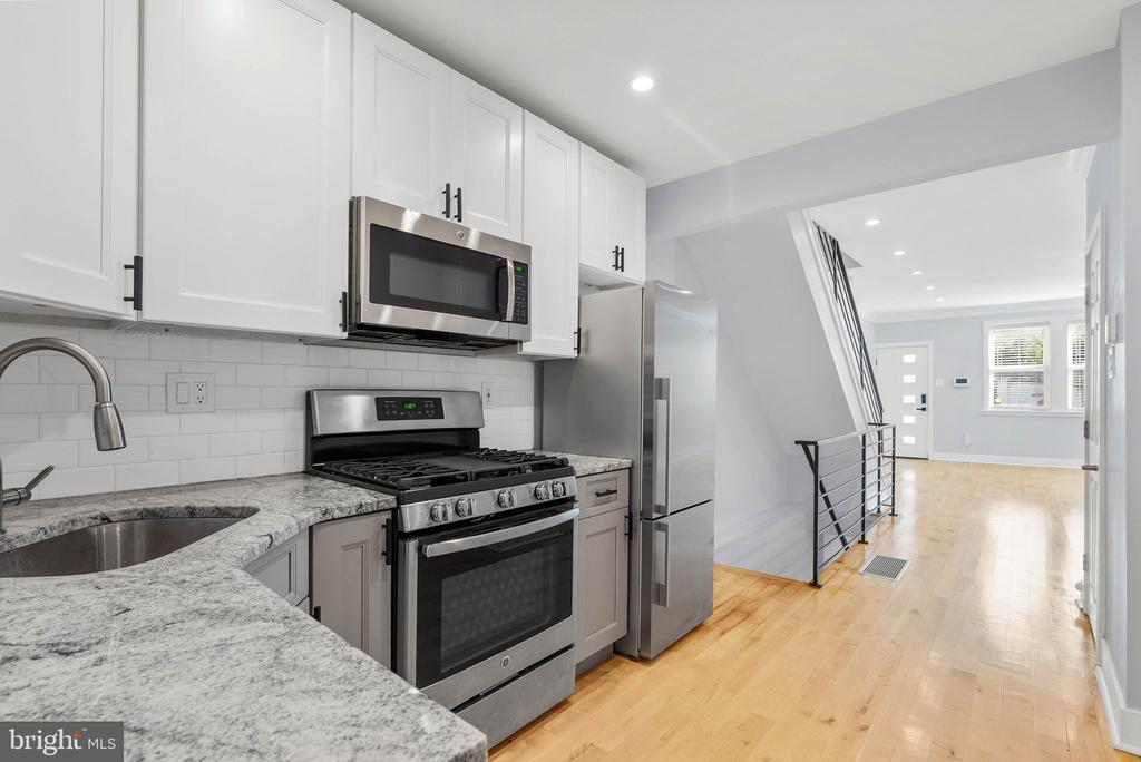 1640 N 27TH STREET