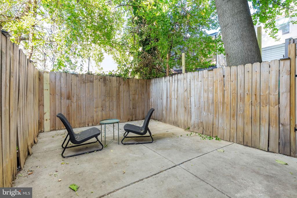 1640 N 27TH STREET