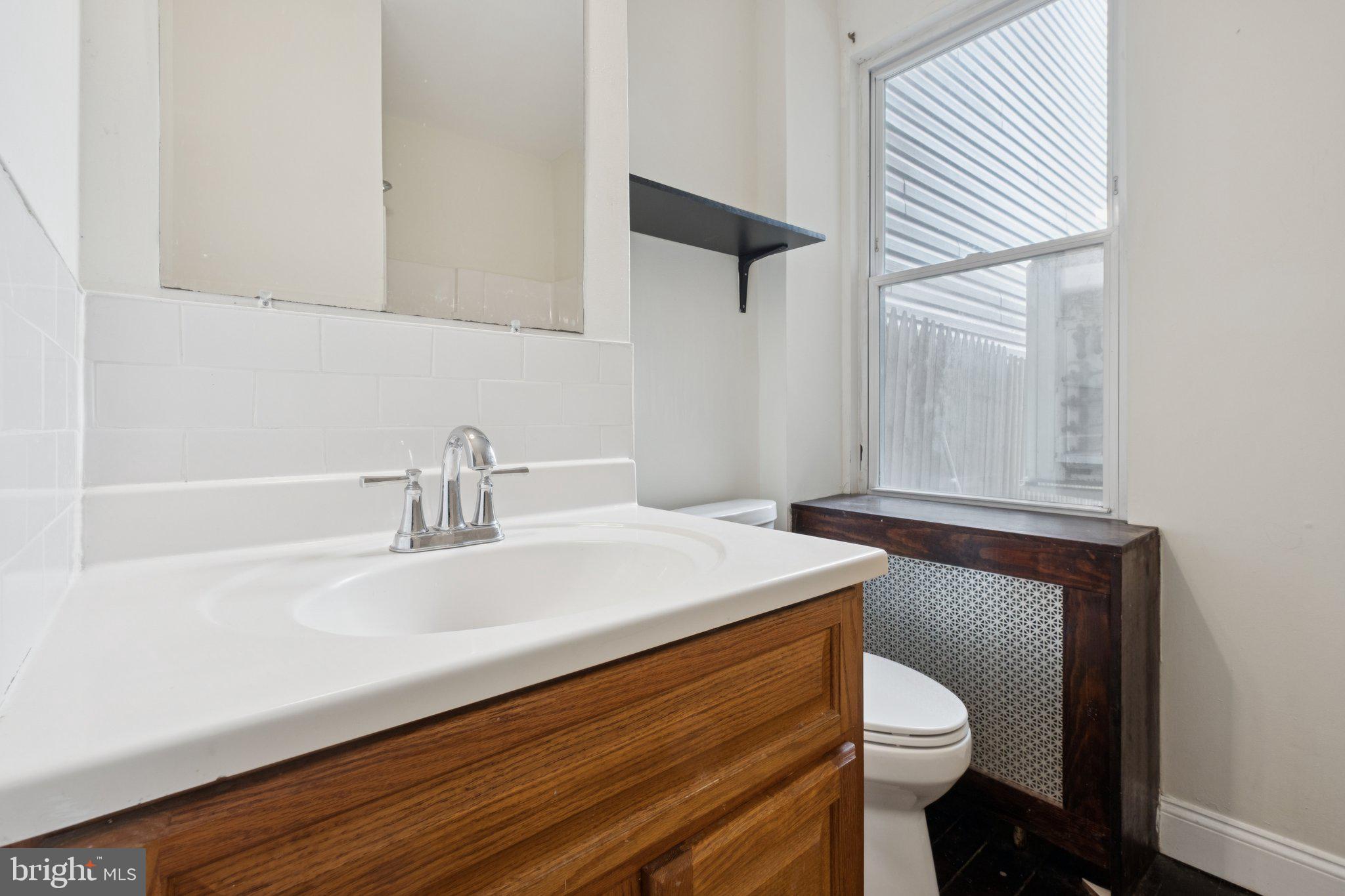 2411 E BOSTON STREET