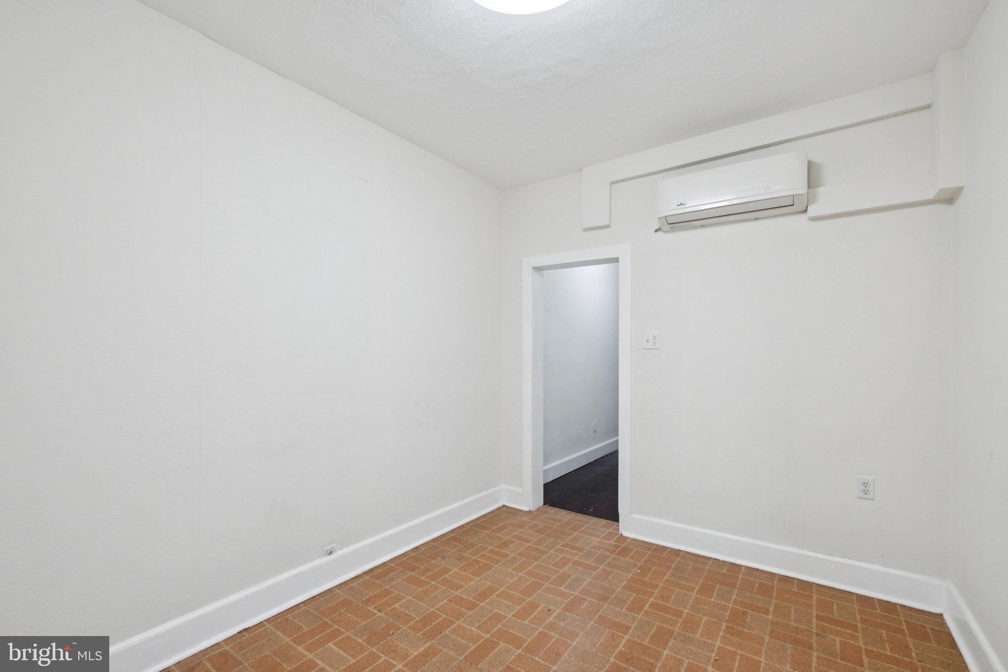 2411 E BOSTON STREET