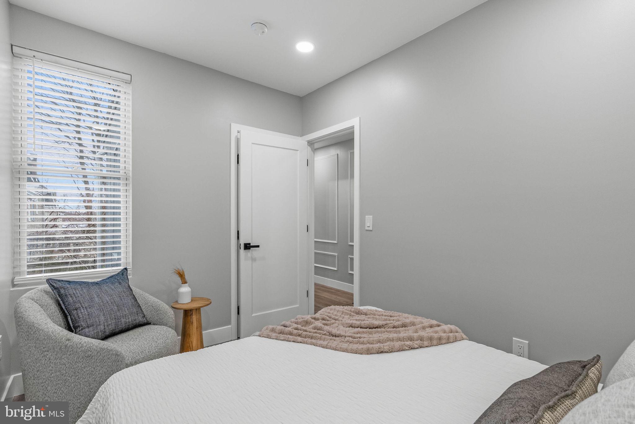 3538 NEW QUEEN STREET