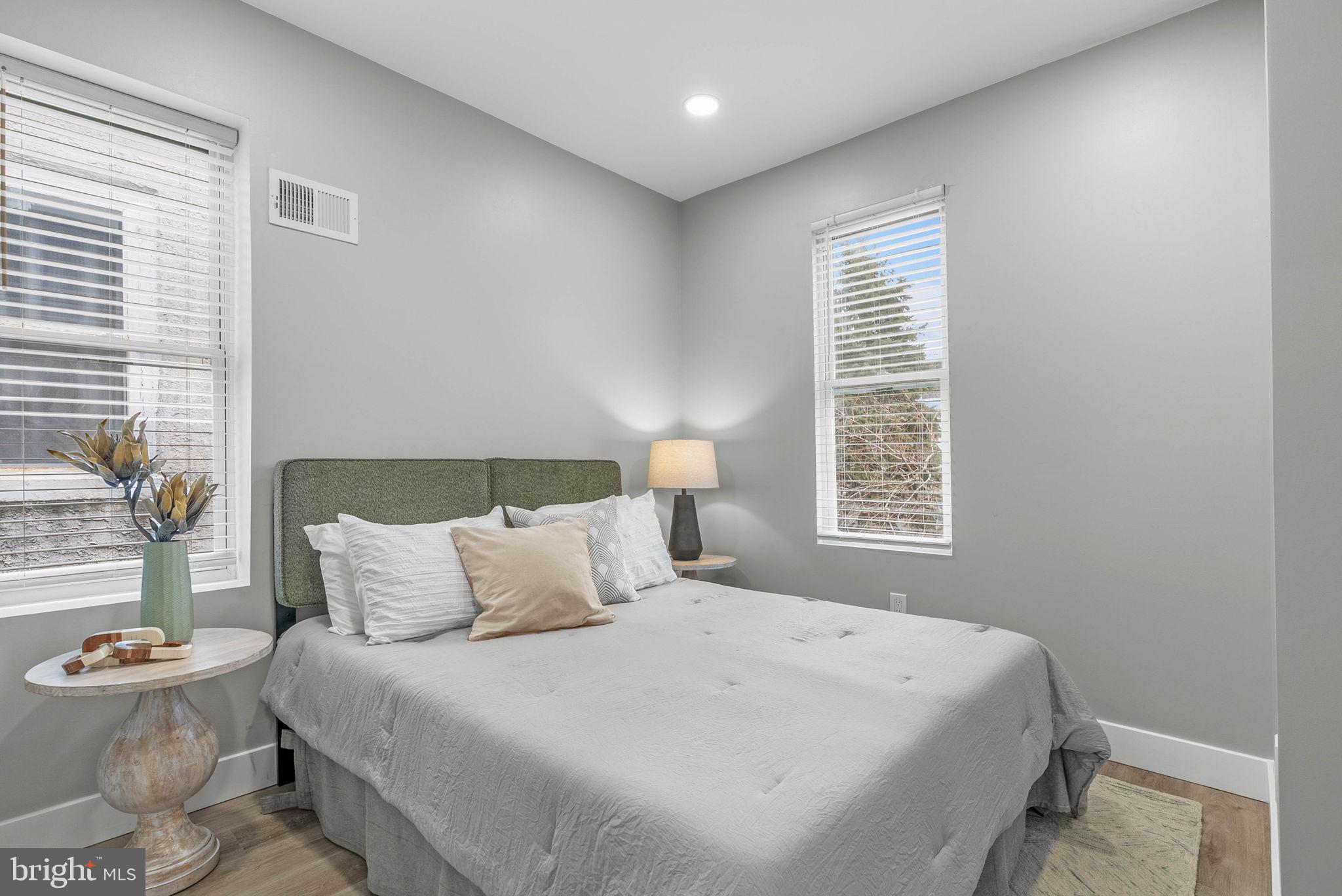 3538 NEW QUEEN STREET