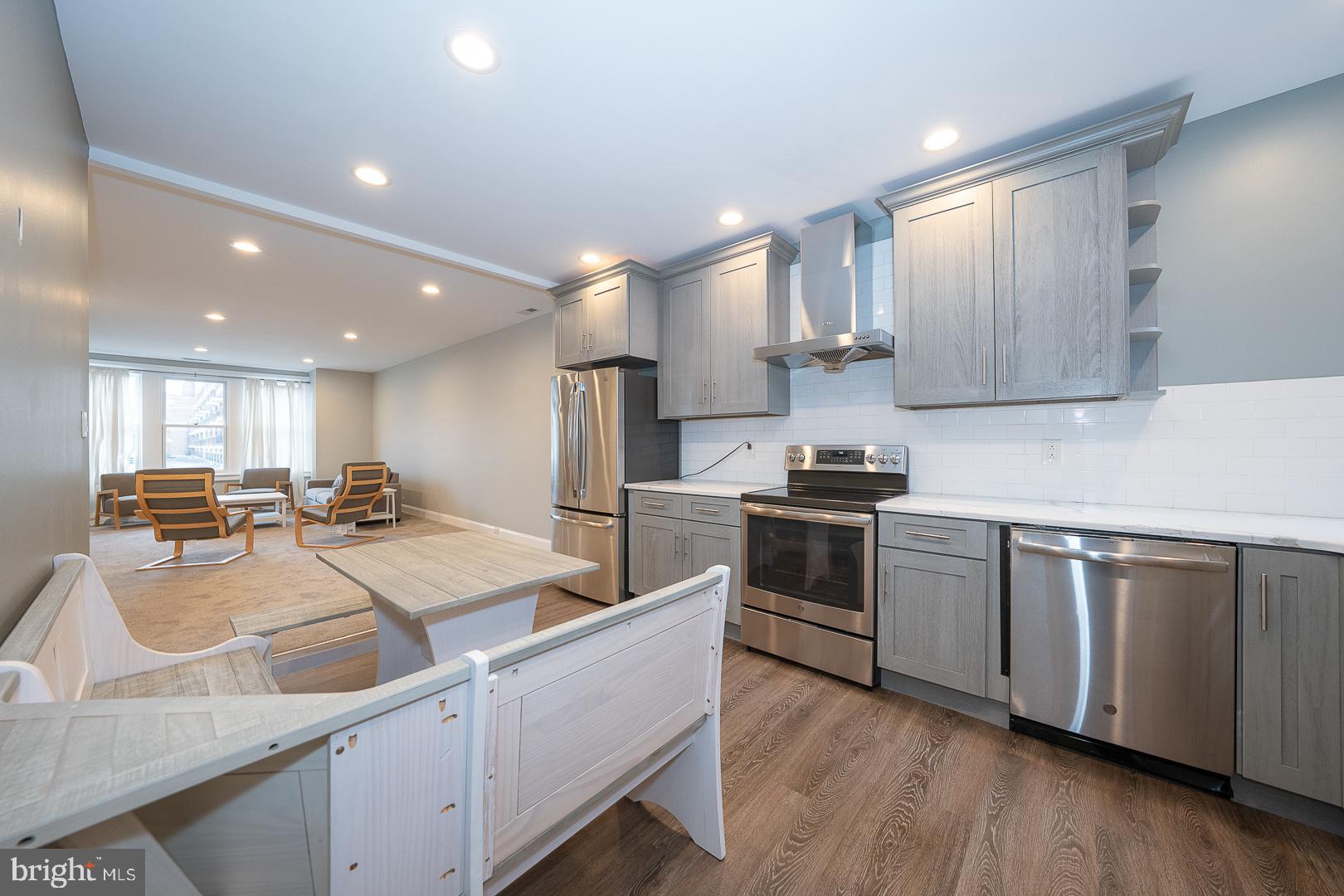 524 S 3RD STREET 3RD FLOOR