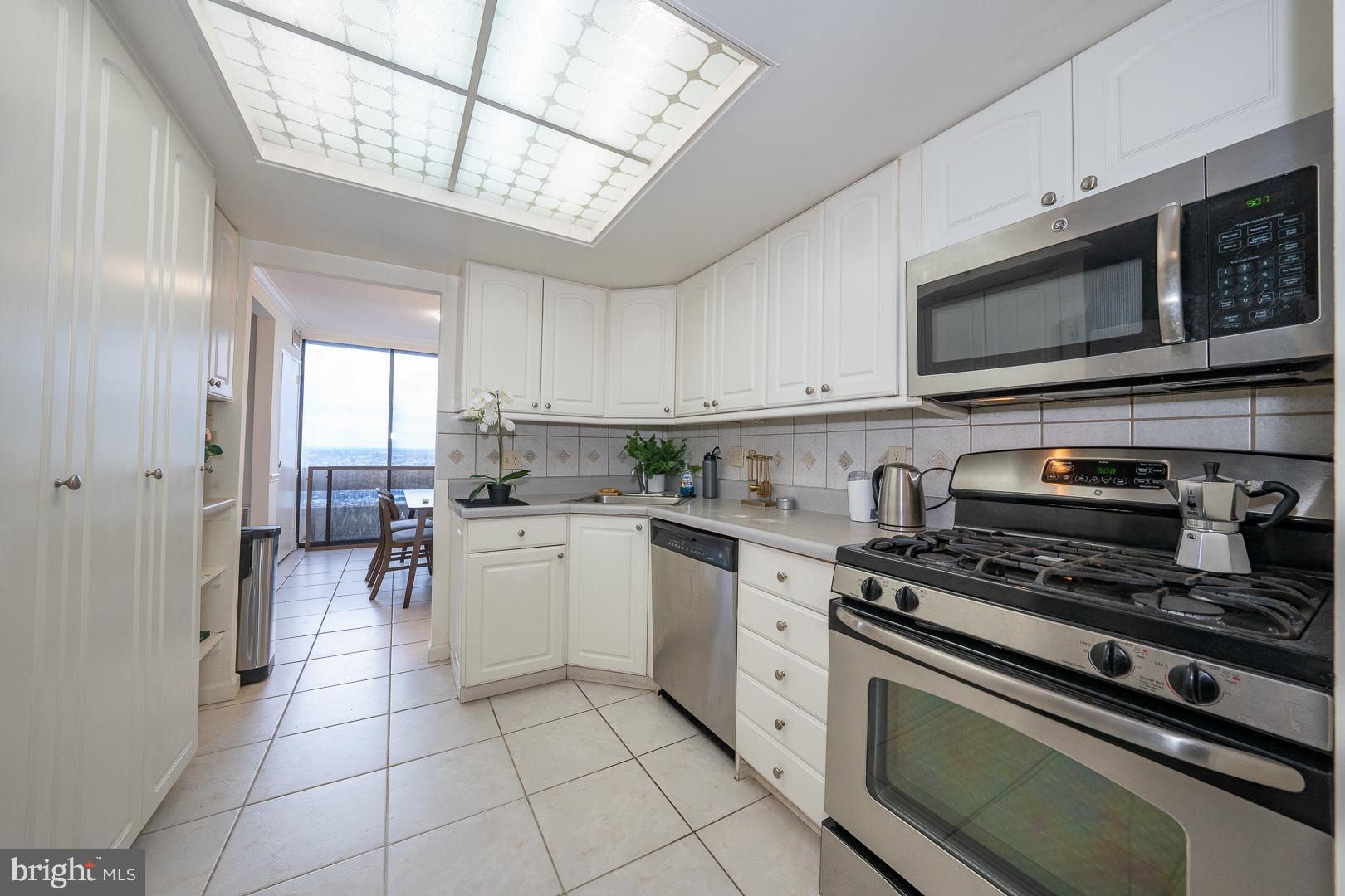 1326 SPRUCE STREET 42 2908