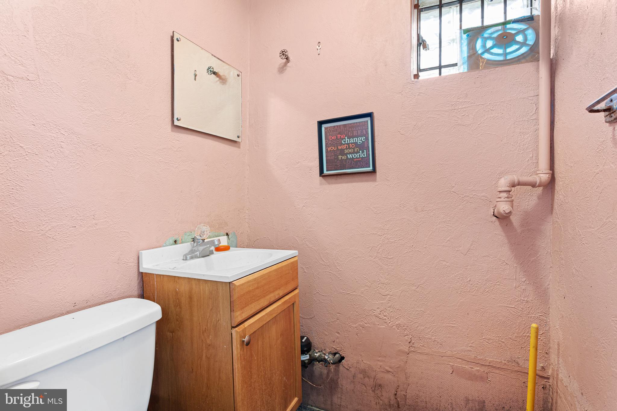 4931 WOODCREST AVENUE