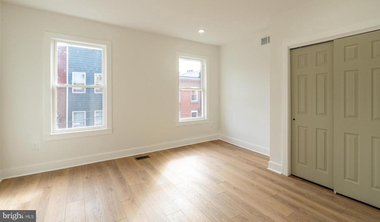 1824 N BOUVIER STREET