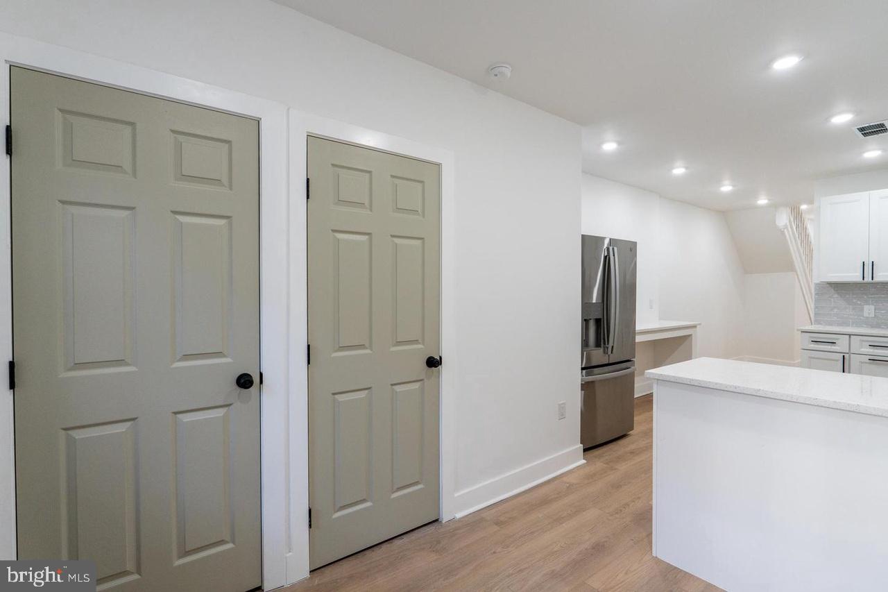 1824 N BOUVIER STREET