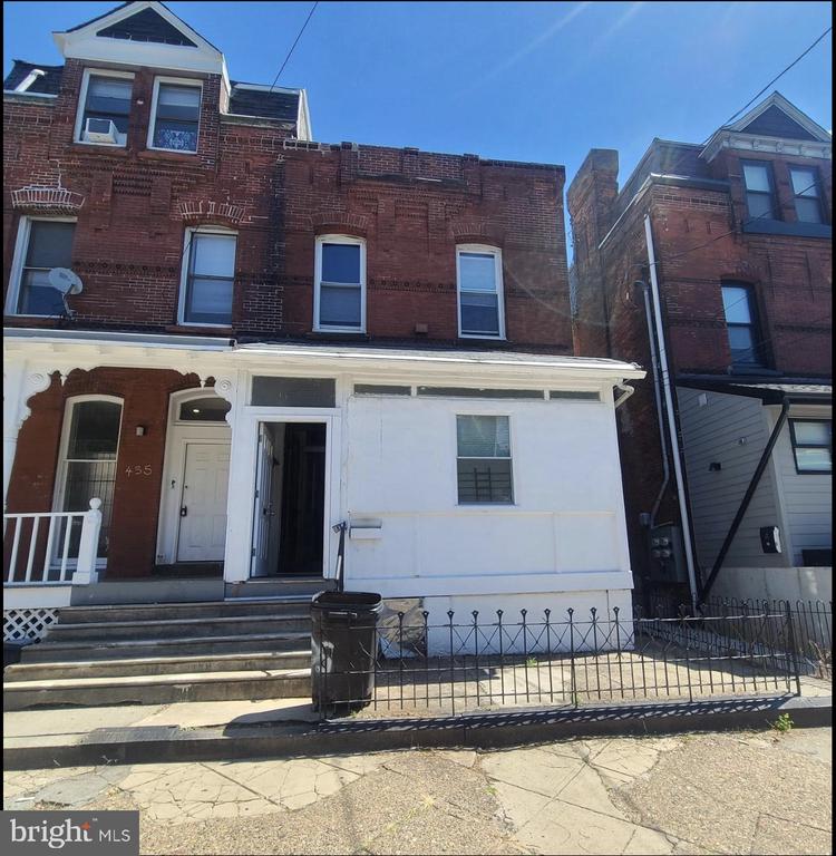 433 N 33RD STREET