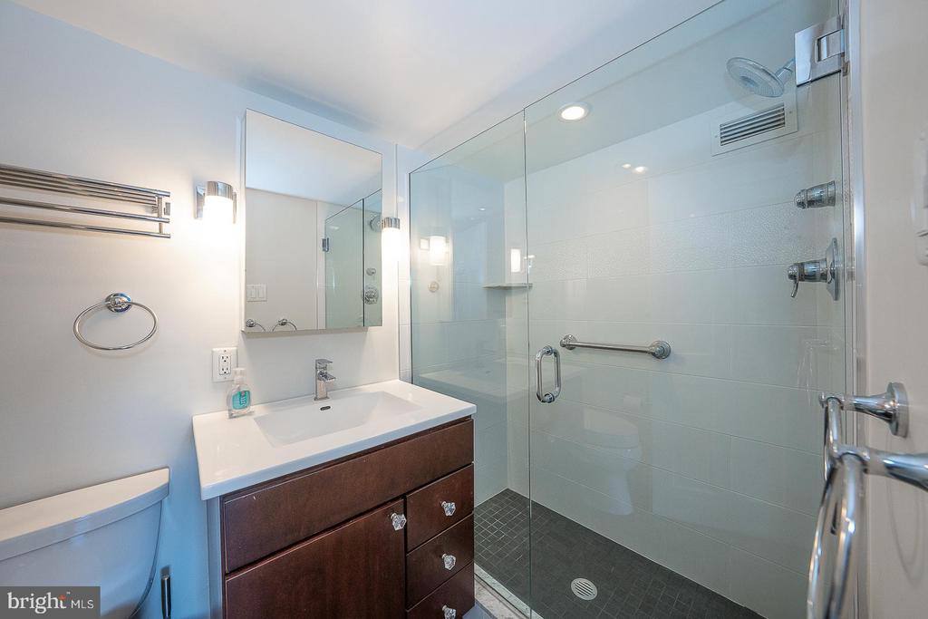 2401 PENNSYLVANIA AVENUE 00 4A10
