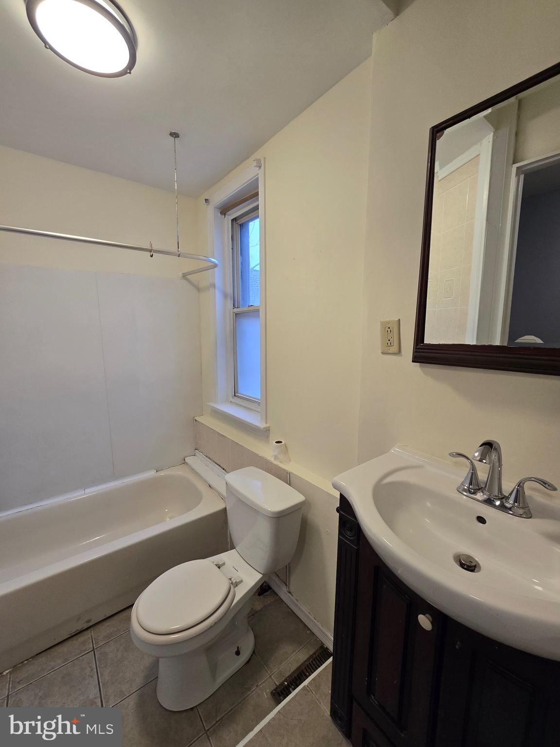 2203 N COLORADO STREET