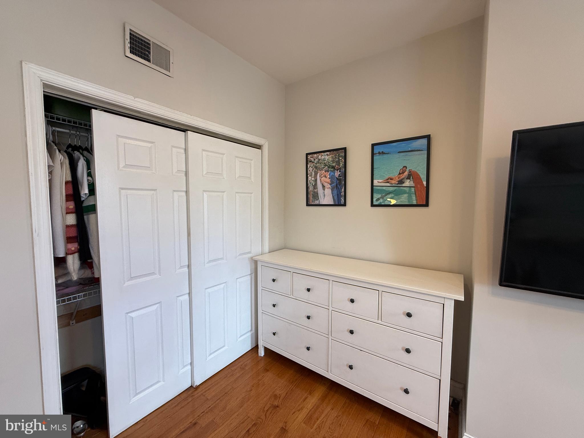 614 S LECOUNT STREET