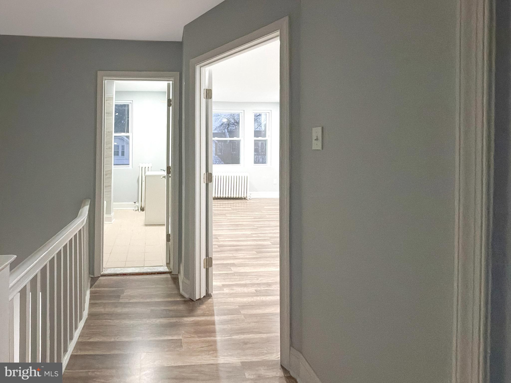 1129 E STAFFORD STREET