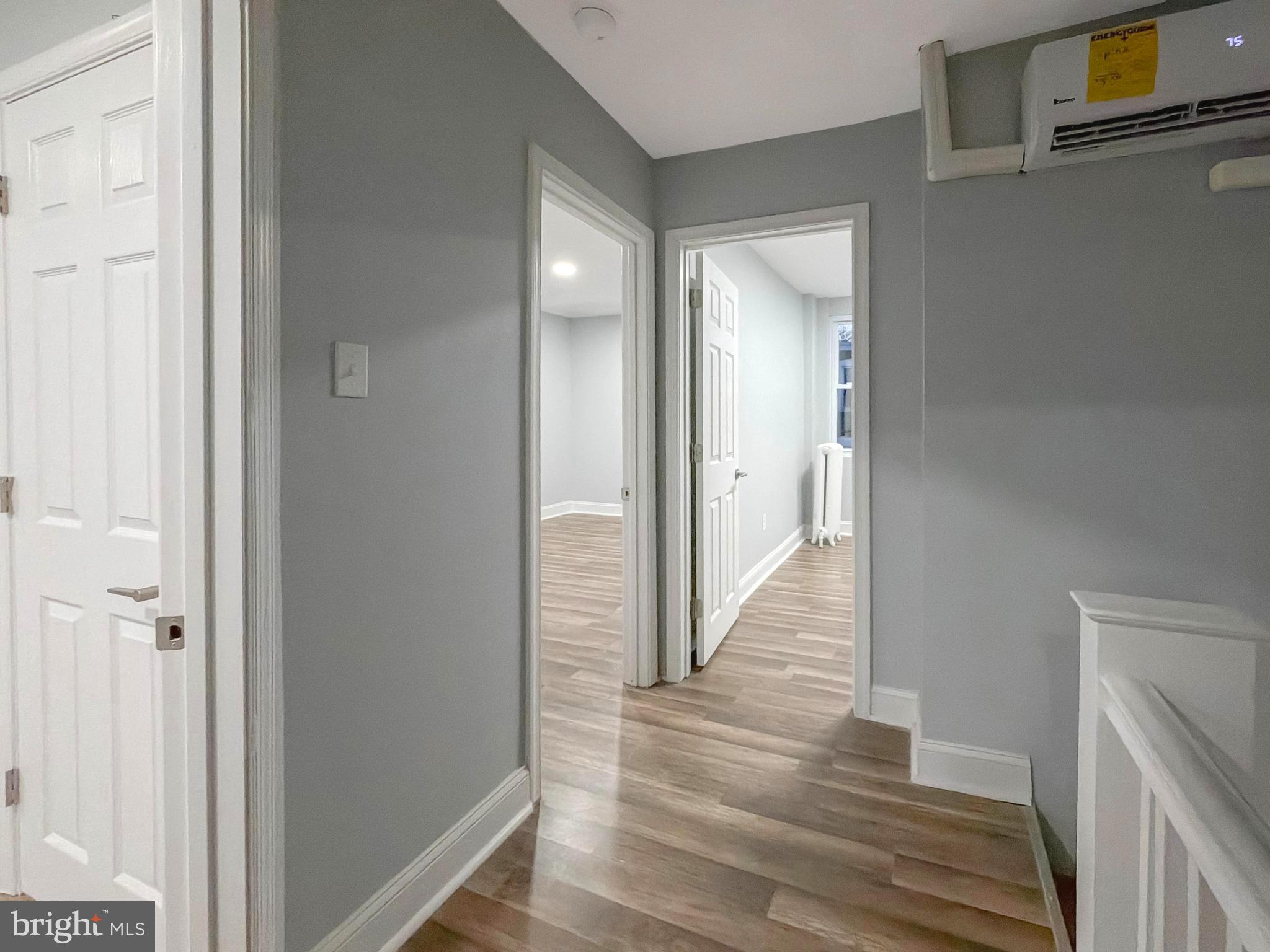 1129 E STAFFORD STREET